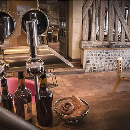 Hotel Entre Terre Et Honfleur