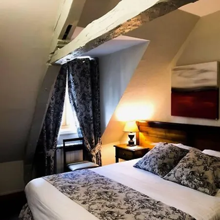 Hotel Entre Terre Et 3*