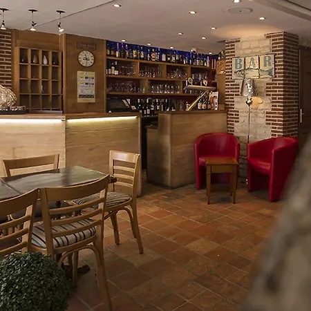 Hotel Entre Terre Et Honfleur