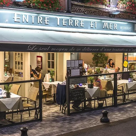 Entre Terre Et Hotel 3*