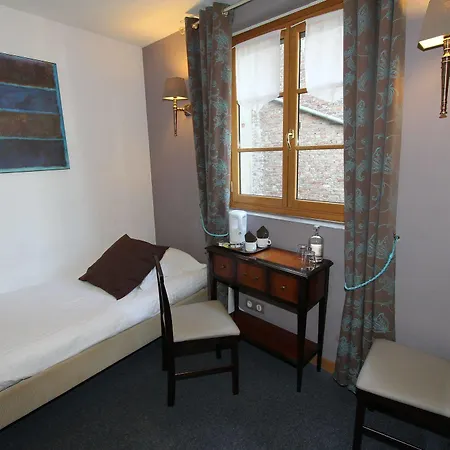 Entre Terre Et Hotel 3*