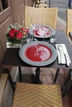 Entre Terre Et מלון 3*