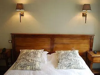 和地球之间的海酒店