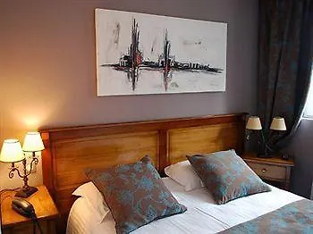 和地球之间的海酒店 3*