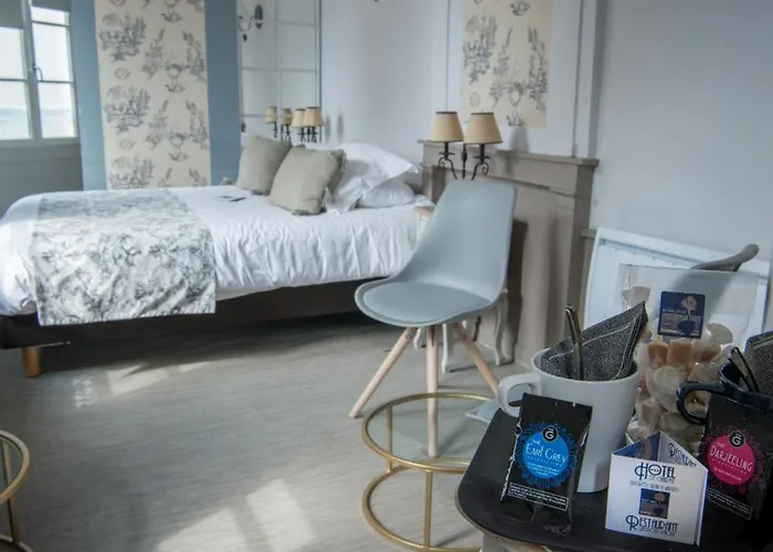 和地球之间的海酒店 3* 翁弗勒尔